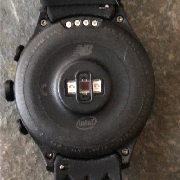 New balance smart watch - Picture 5 of 7